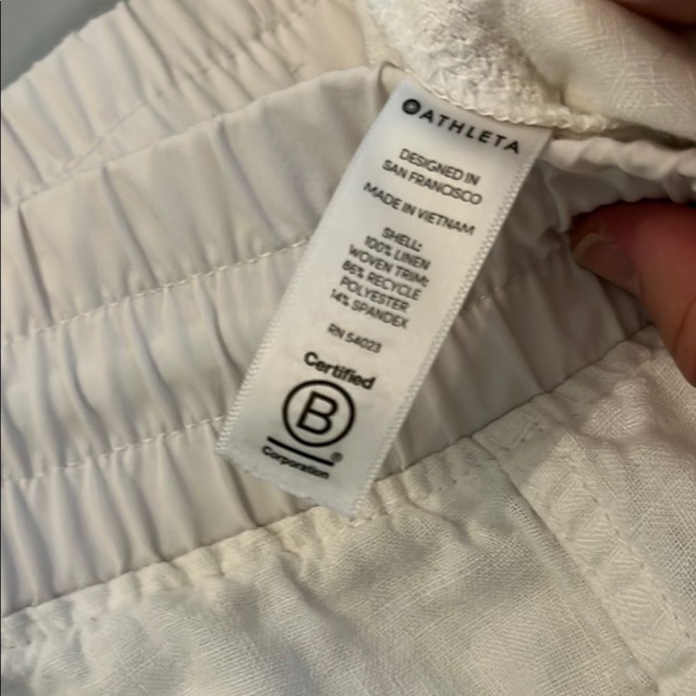 Athleta White Women's Athletic Shorts Drawstring waist Size 4 - Picture 3 of 7